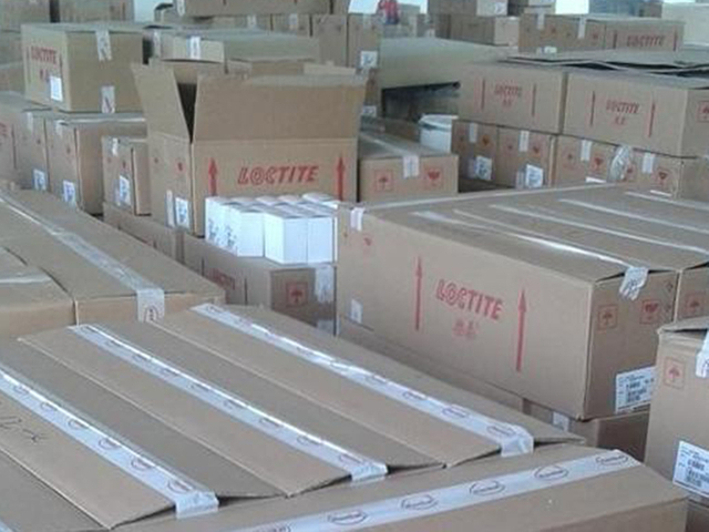 Lăn kim tách lồng