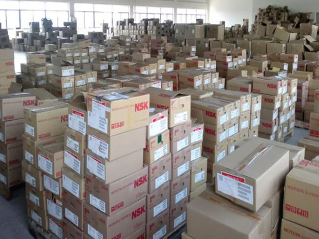 Vòng bi lăn thẳng